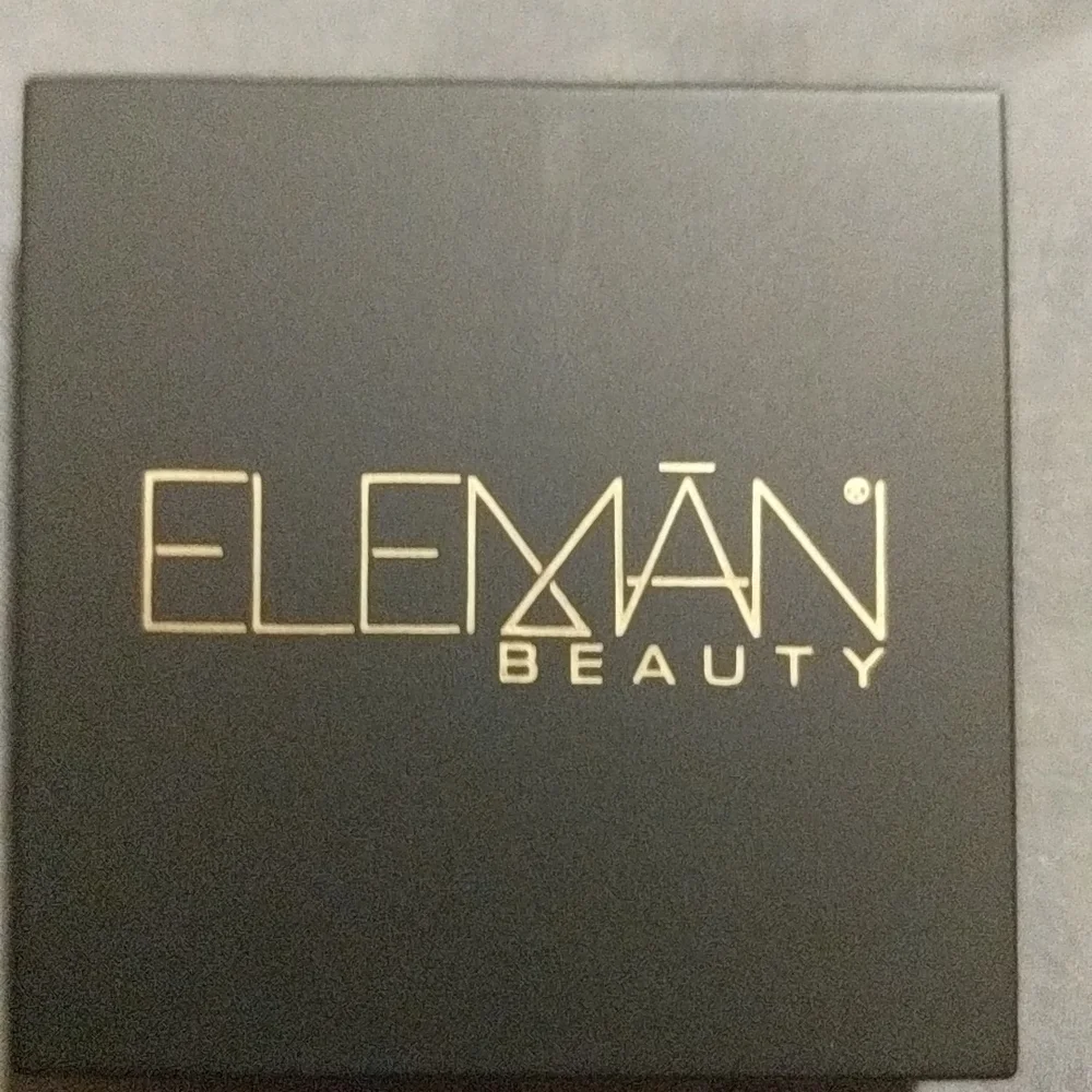 NWT Eleman Beauty Eyeshadow Duo
